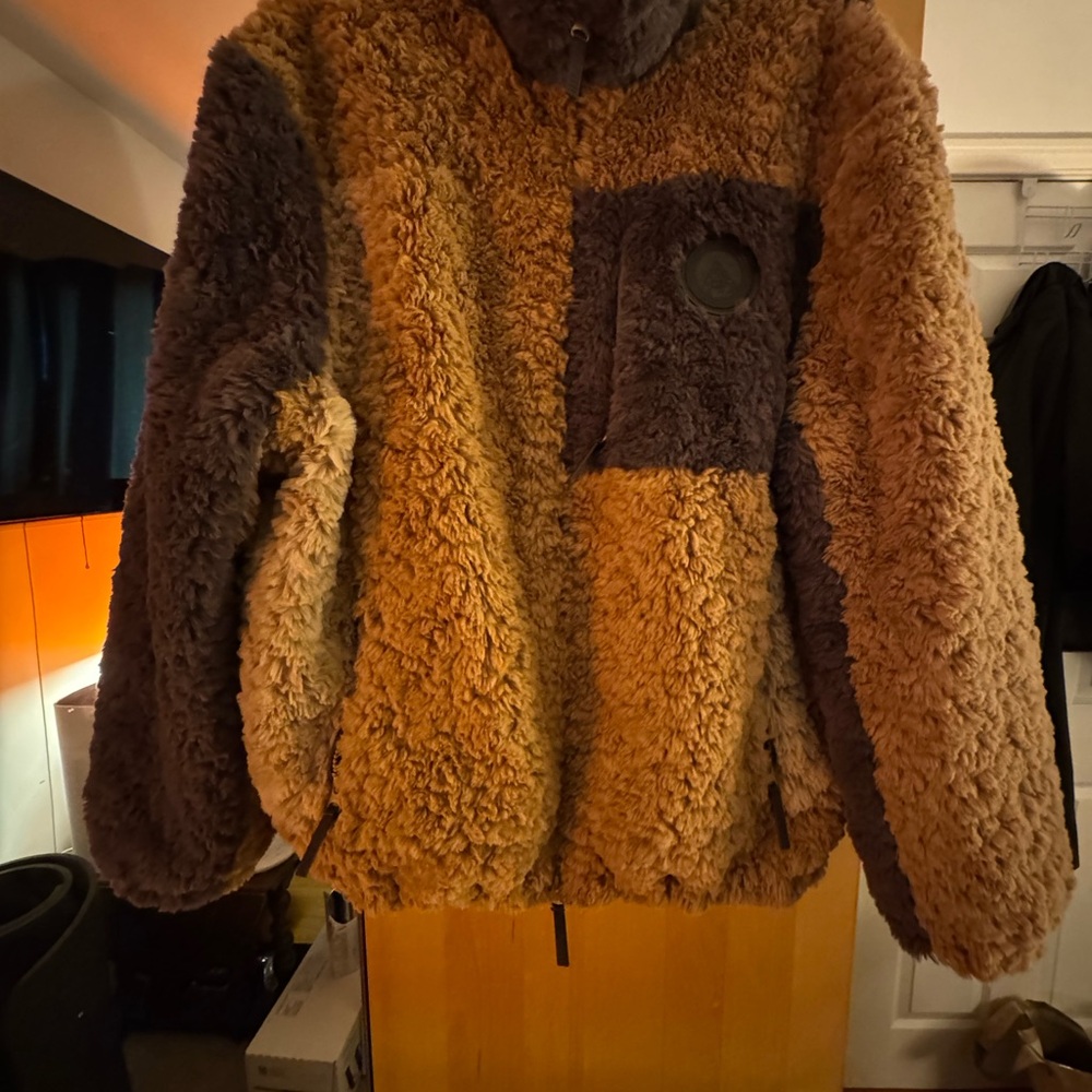 Kith asymmetric block pile fleece jacket